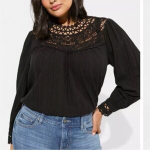 Torrid black cotton lace trim yoke blousen sleeve top womens 1X NWT